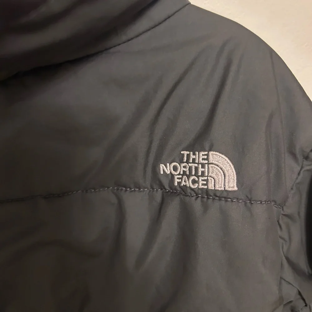 The North Face Blue and Red Checkered Reversible Jacket - Picture 7 of 9